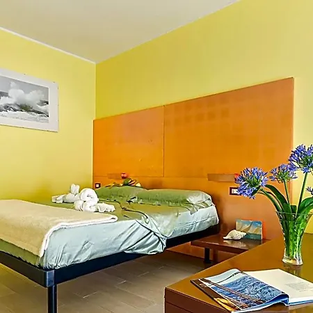 Linus By Breathe Liguria B&B 4*